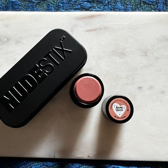 BARE BACK - NUDESTIX NUDIES Matte Blush Stick - Picture 2 of 6